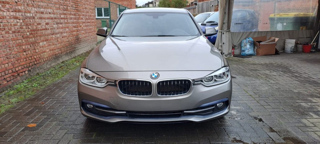 BMW 318i Sport edition 1500icc